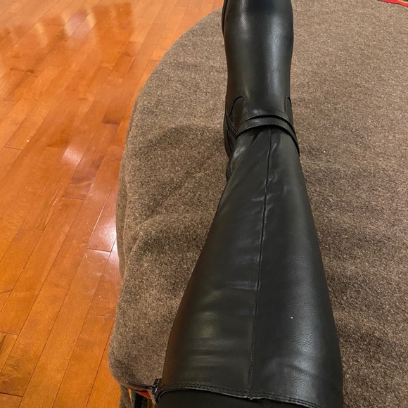 Black Tall Boots - Picture 5 of 8